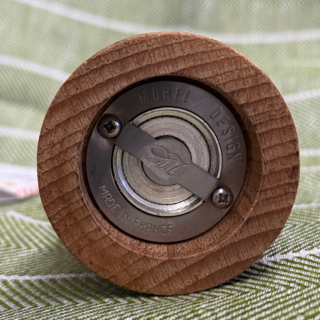 Pepparkvarn i oljad bok - 20 cm